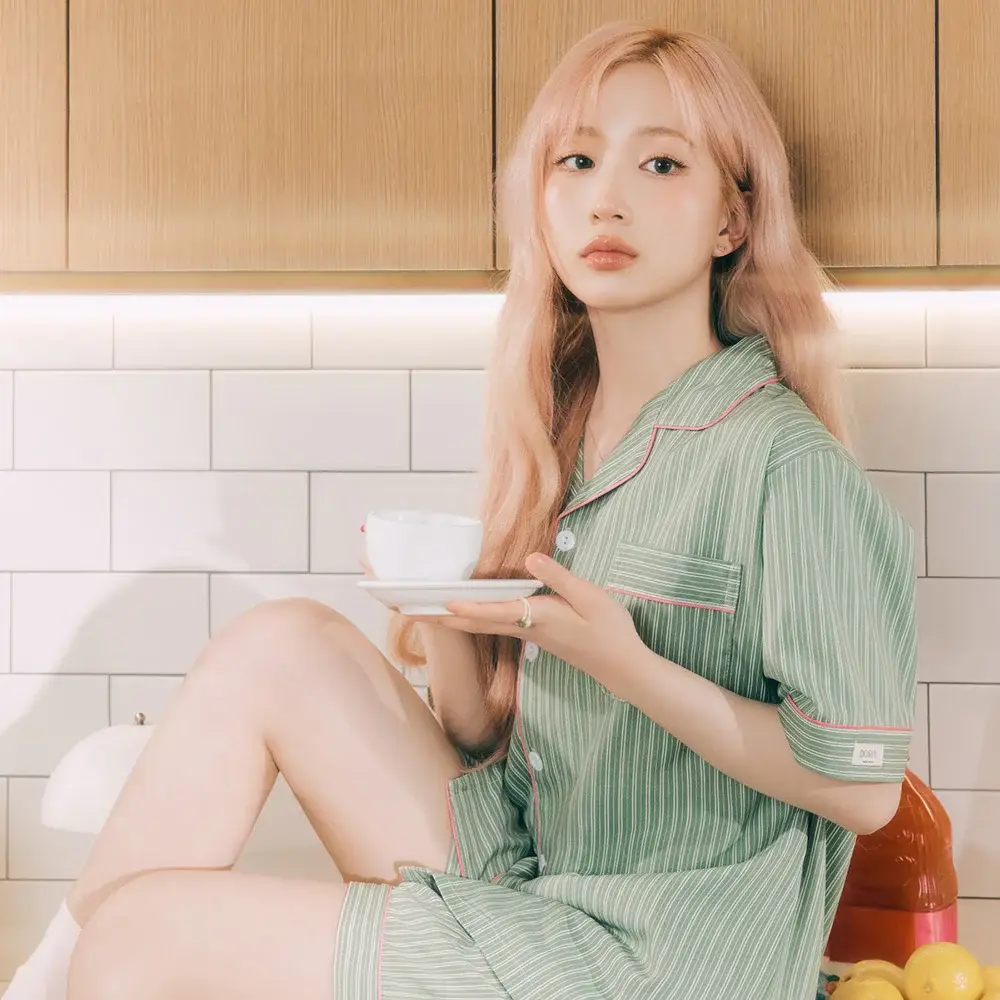 [해원 PICK] 도씨 실크핏 웬즈데이 반팔 커플 잠옷 세트